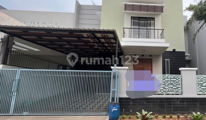 Rumah Cantik Minimalis Dengan Rooftop Di Bsd Serpong