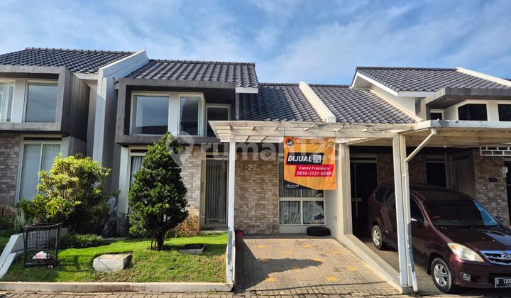 Dijual Rumah Cantik Harga Dibawah Pasar di Kota Baru Parahyangan,Bandung Siap Huni, Lokasi Strategi