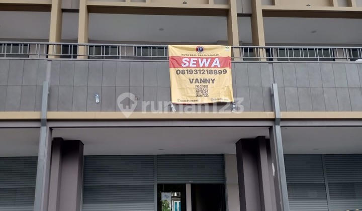Modern 3-Story Shophouse + Rooftop in Kota Baru Parahyangan, Bandung Modern 3-Story Shophouse + Rooftop in Kota Baru Parahyangan, Bandung