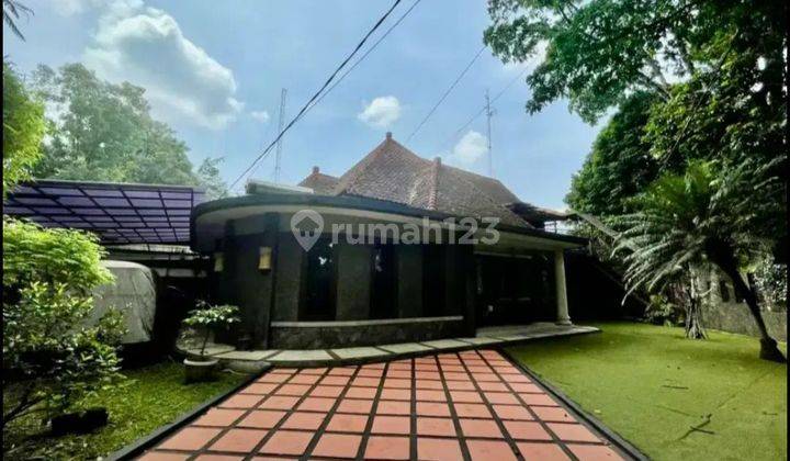 Rumah Klasik Terawat Siap Huni Sayap Gatot Subroto  2