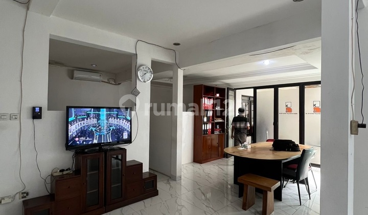 Rumah Bagus 2 lantai di Kota Wisata Cibubur LT 300 Siap HUNI 