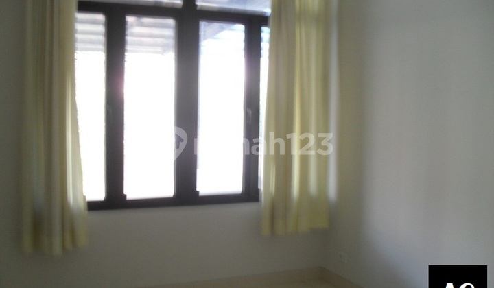 Rumah Bagus di Raffles Hills Cibubur LT 90 LB 94 Siap NEGO 2