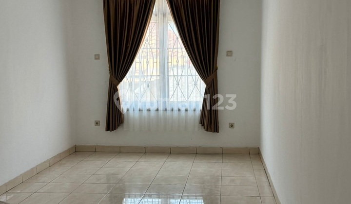 Rumah Bagus 2 lantai di Kota Wisata Cibubur LT 300 LB 350 bs NEGO 2