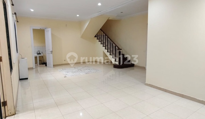 Rumah 2 lantai di Kota Wisata Cibubur LT 264 LB 260 siap NEGO Rumah 2 lantai di Kota Wisata Cibubur LT 264 LB 260 siap NEGO