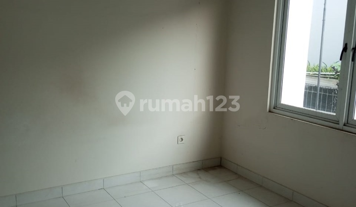 Rumah Bagus 2 lantai Siap HUNI di Kota Wisata Cibubur LT 136 2
