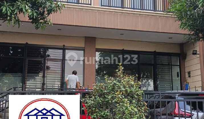 Disewakan Ruko 2 lantai di Kota Wisata Cibubur, 420 juta/3 Tahun 2