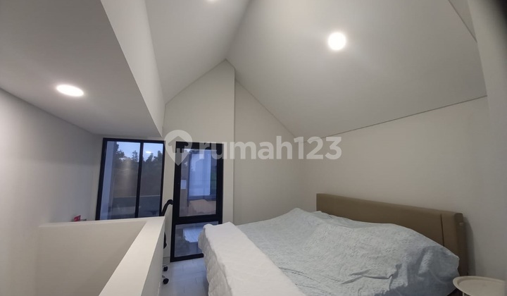 Rumah Bagus Siap HUNI LT 72 LB 97 di Kota Wisata Cibubur 