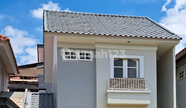 Rumah Bagus di Kota Wisata LT 144 Siap HUNI dan msh NEGO 2