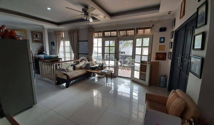 Dijual Rumah Bagus 2 Lantai di Jakarta Timur Lt 537 Lb 600 Nego 1