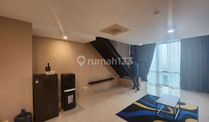 Di sewakan unit bizt loft type 2 lantai siap huni sebrang Uph 2