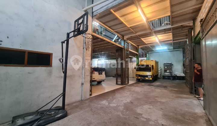 Disewakan Gudang + Rumah Tinggal Cibolerang 1