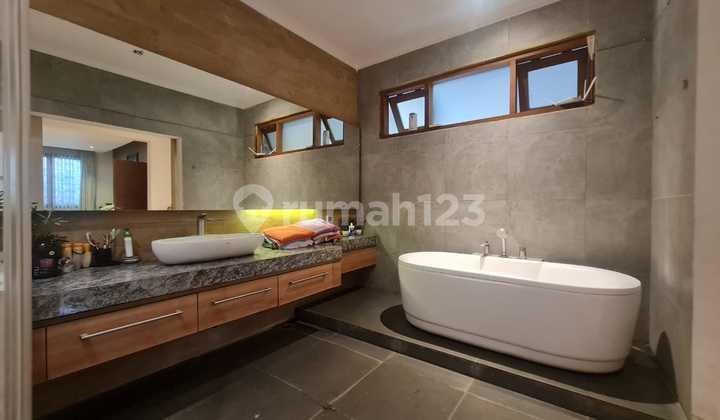 Disewakan Gudang + Rumah Tinggal Cibolerang 2