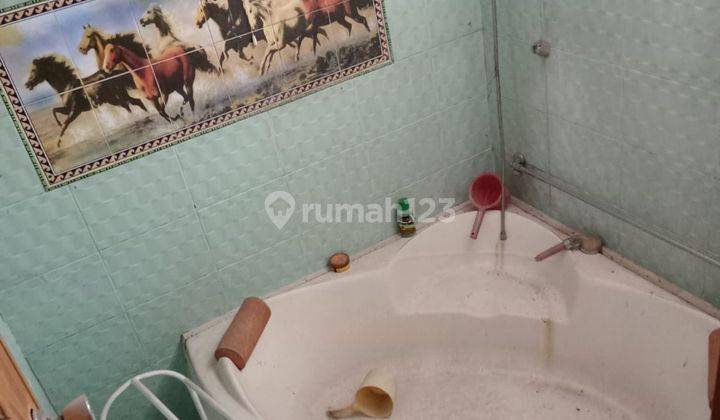 Dijual disewakan Gudang Ex Lapangan Badminton di Sayap Garuda 5