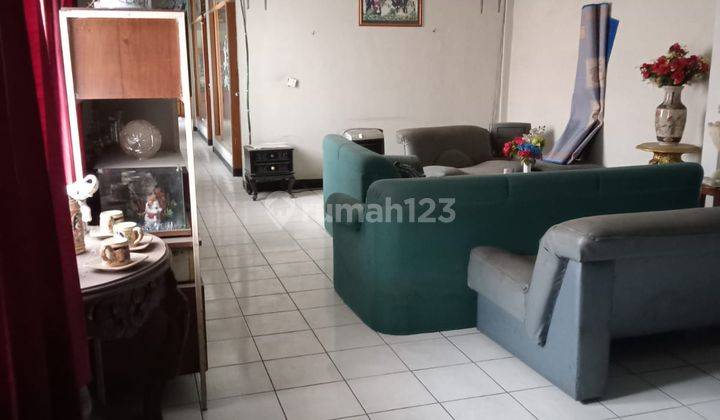 Dijual disewakan Gudang Ex Lapangan Badminton di Sayap Garuda 6