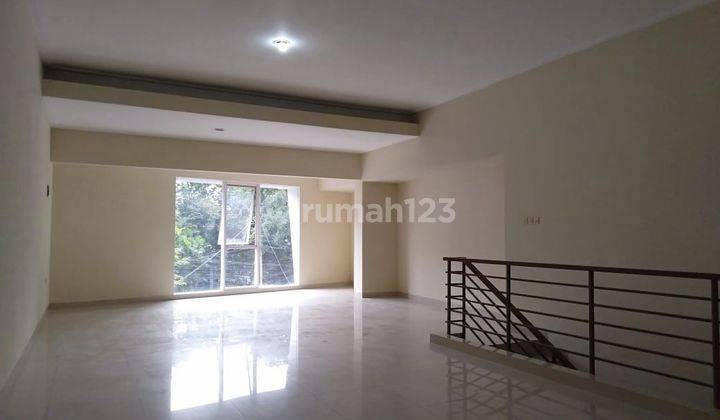 Diswakan Ruko di Jalan Utama Bkr, Cocok Utk Kantor 2
