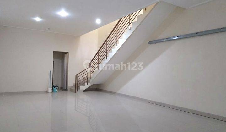 Diswakan Ruko di Jalan Utama Bkr, Cocok Utk Kantor 1