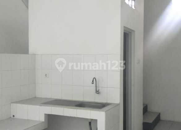 Ruko 3 Lantai di Sayap Lengkong, Mainroad 2