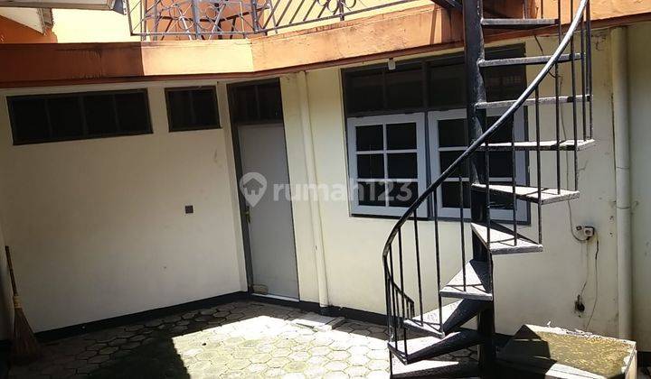 Disewakan Rumah Cocok Untuk Ruang Usaha di Tubagus Ismail 5