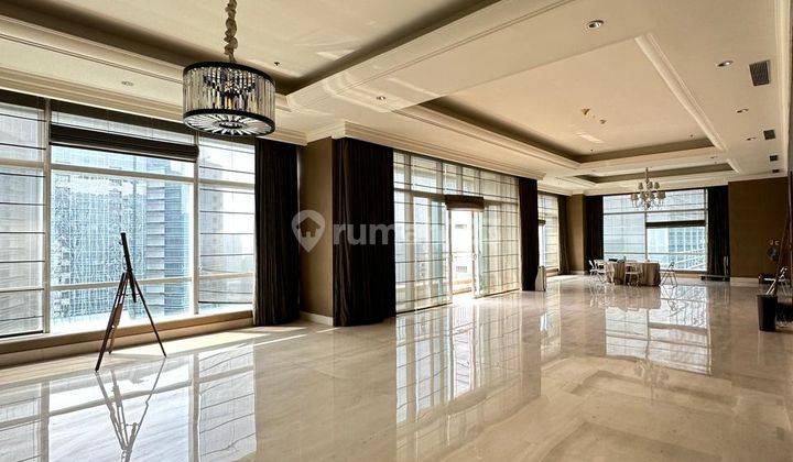 ruang tamu pacific place residence, 4br 1000sqm,