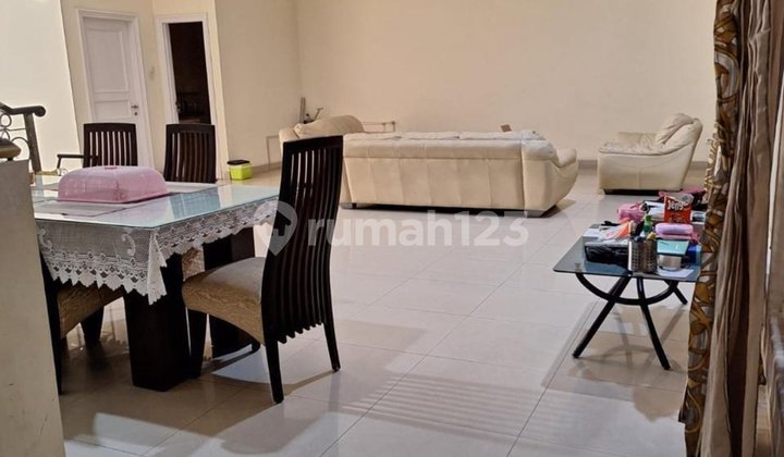 Rumah Dijual di Florence Pantai Indah Kapuk