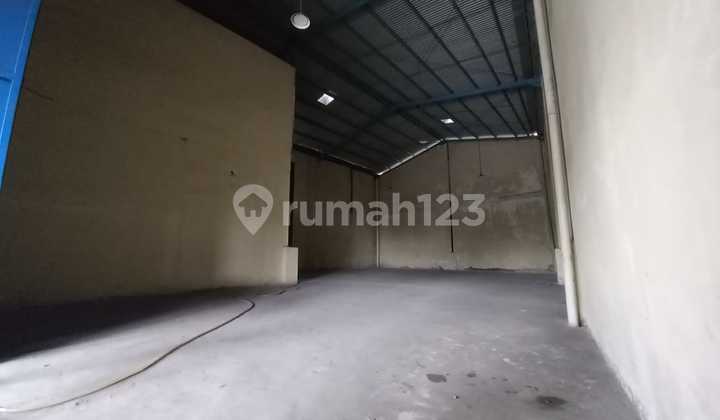 Factory Warehouse for Sale in Tangerang City, Near Oppo Kedaung Neglasari Airport