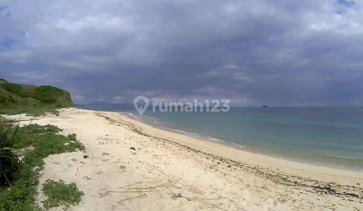 Tanah Pantai Lombok Timur, Nusa Tenggara Barat 5