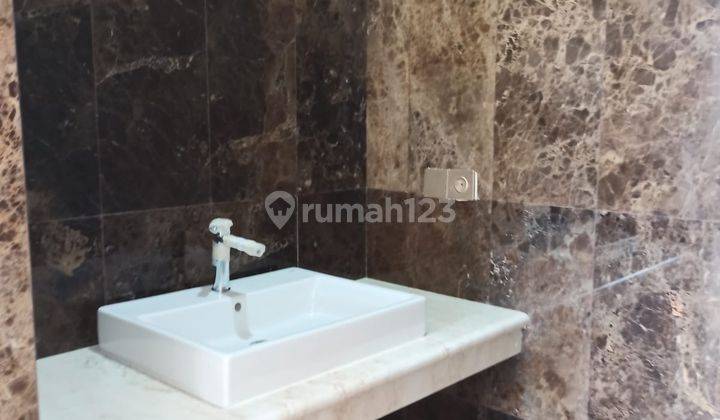 Dijual Rumah Mewah Permata Hijau