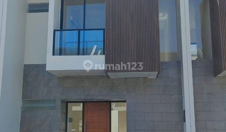 Dijual Rumah 2 Lantai Siap Huni Central Park Sidoarjo  1