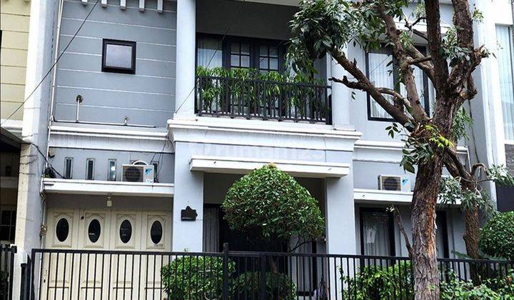 DIJUAL RUMAH DI GRAHA SANTOSO REGENCY SEMI FURNISH DEKAT GALAXY MALL 1