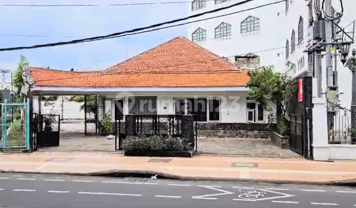 DIJUAL/DISEWAKAN RUMAH KOMERSIAL DI JL RAYA DARMO PUSAT KOTA SURABAYA