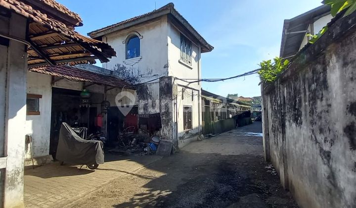 Warehouse for Sale on Jl Jenggolo Sidoarjo, Ready to Occupy, Strategic Location