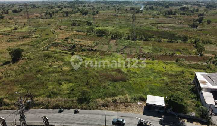 LAND FOR SALE IN DRIYOREJO GRESIK, STRATEGIC POSITION FOR BUSINESS. LAND FOR SALE IN DRIYOREJO GRESIK, STRATEGIC POSITION FOR BUSINESS.