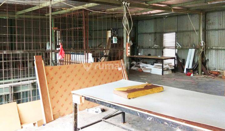 Dijual Gudang Kembangan, Jakarta Barat, 383m², 2 Lt, SHM 7