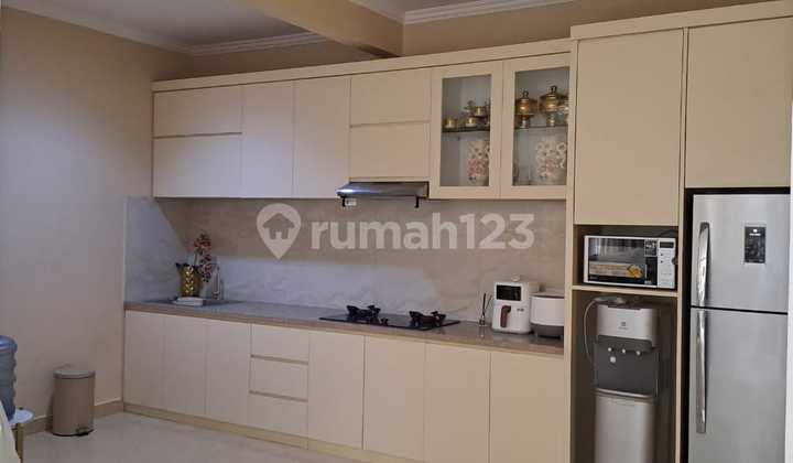 Rumah Bagus di Cluster Depan Kota Wisata Cibubur 2