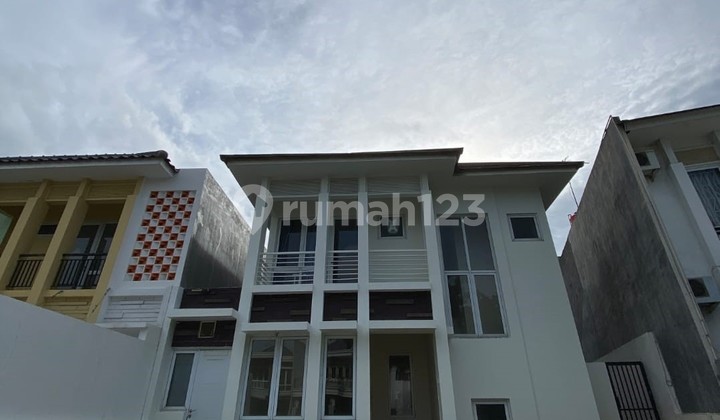 Boulevard House Negotiable Price in Cibubur Tourism City 1