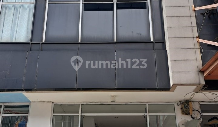 Dijual Ruko Lokasi Strategis di Kota Wisata Cibubur Dijual Ruko Lokasi Strategis di Kota Wisata Cibubur