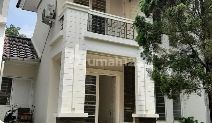 Rumah 2 Lantai Di Legenda Wisata Cibubur