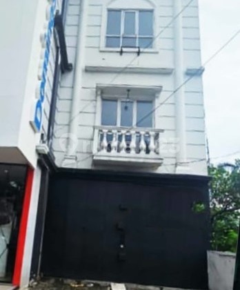 Ruko Strategis di Pinggir Jalan Raya Alternatif Cibubur Ruko Strategis di Pinggir Jalan Raya Alternatif Cibubur