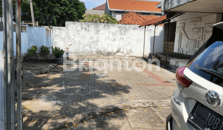 RUMAH PUSAT KOTA SURABAYA JALAN SAM RATULANGI NO 4 SANGAT STRATEGIS 2