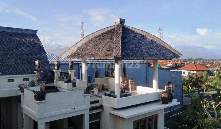 Gedung Galeri Dan Tanah Kosong Di Belakangnya Batubulan Bali 2