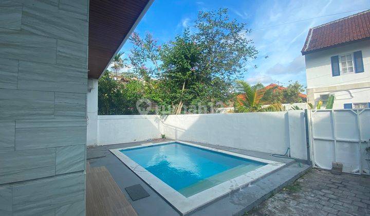 Leasehold 3 Bedrooms Villa 400 Meters From Double Six Beach Seminyak 1