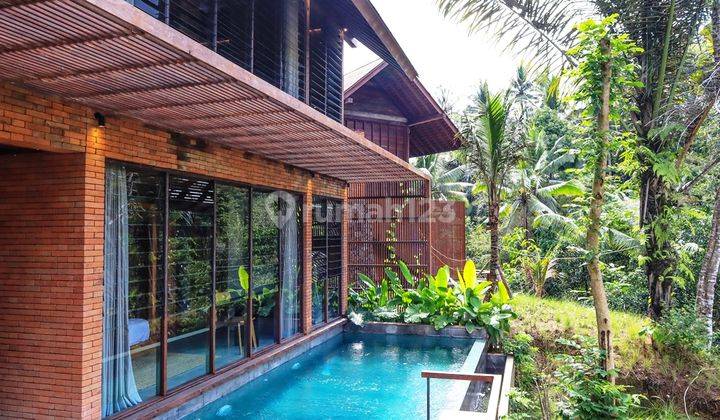 VILLA 2 KAMAR TIDUR DENGAN KONSEP HUTAN TROPIS  DI UBUD - BALI 1