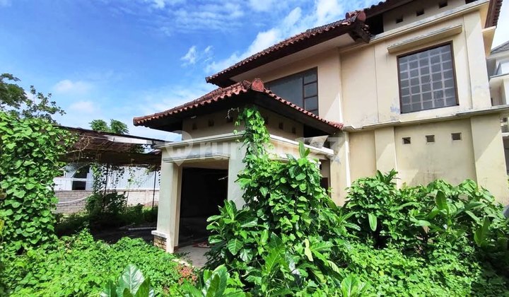 Rumah SHM 4 Kamar Tidur Butuh Renovasi Total Ubung, Denpasar 1