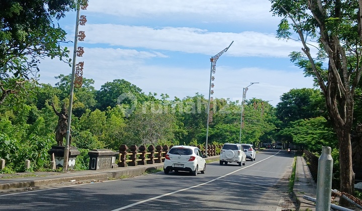 Tanah SHM 860 M2 Pinggir Jalan Nusa Dua Bali