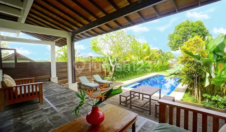 Dijual 2 Unit Villa View Sawah Dekat ke Central Ubud - Bali