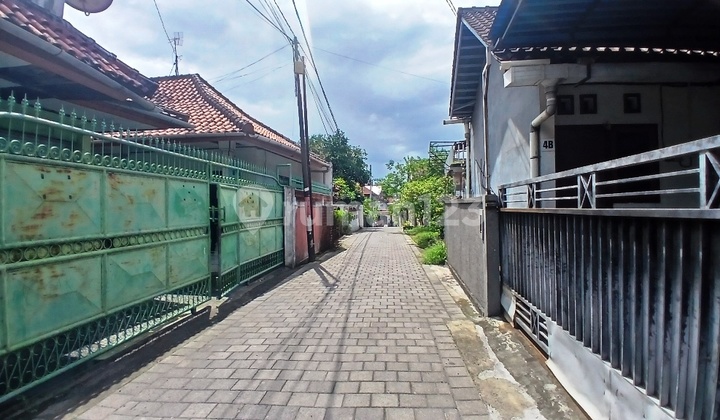 For Sale House &amp; Boarding House, Land Area Only in Gatsu Denpasar 2