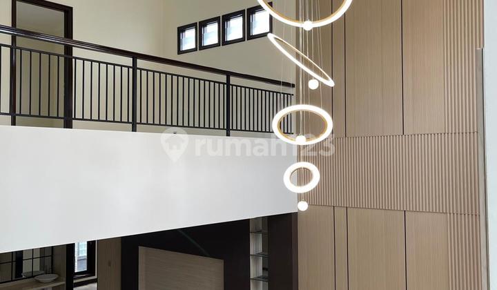 Di Jual Rumah Luxury Baru di Renovasi Lokasi Cluster Exclusive Terdepan Citra Grand Cibubur 2