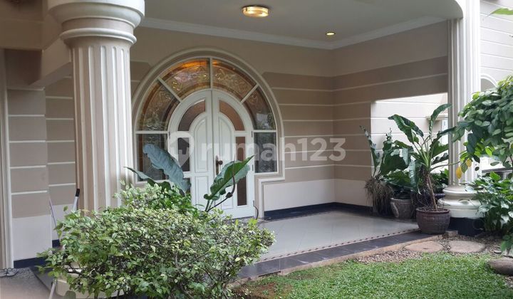 Rumah Luas di Kawasan Elite Kemang di Jakarta Selatan