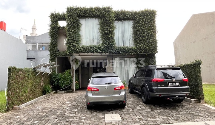 Rumah Kost Aktif 11 Kamar di Citra Grand