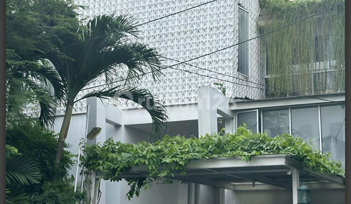 Rumah Mewah Nan Asri Siap Huni Lokasi Strategis Bebas Banjir Di Rawamangun 2